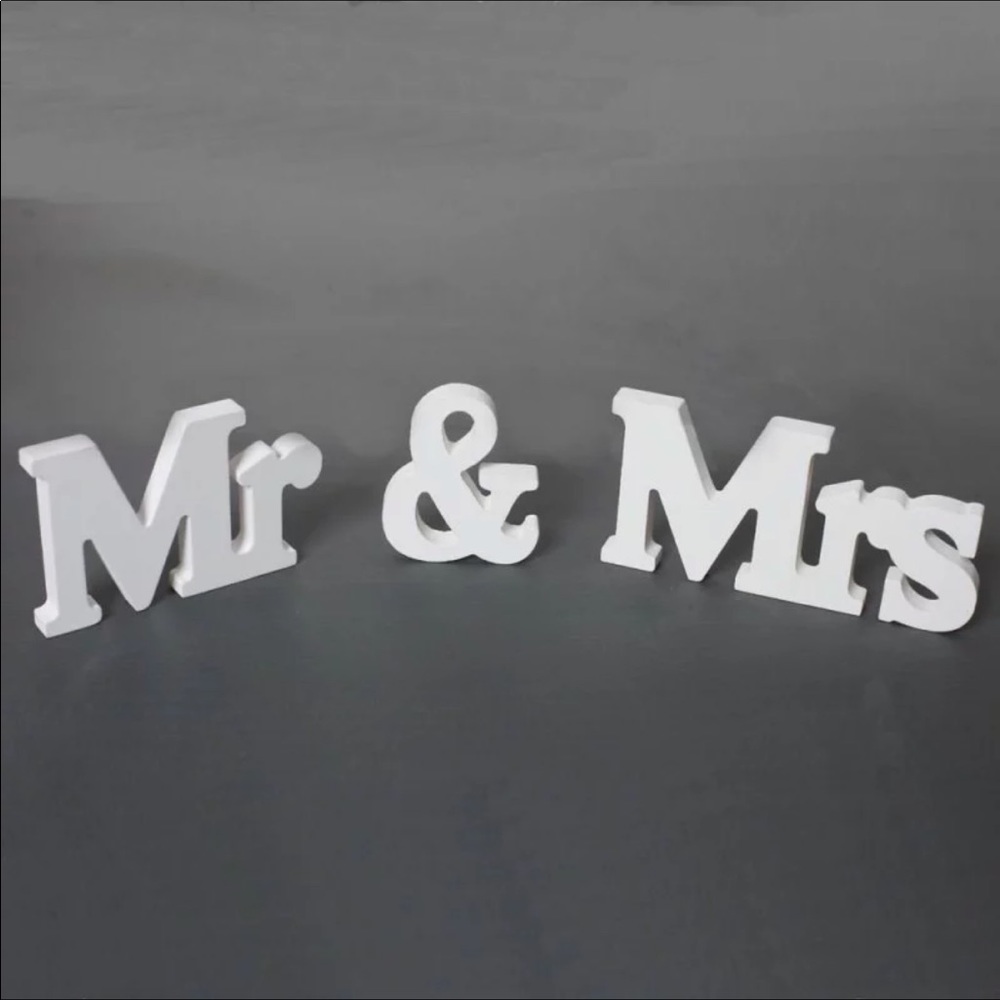 ! Mr & Mrs wood decor - Picture 4 of 5